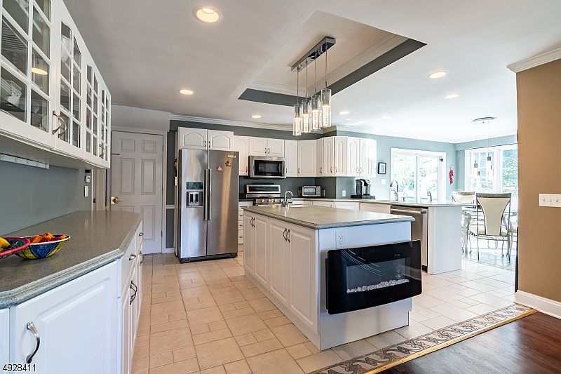 1st image of 708 Prospect Ave