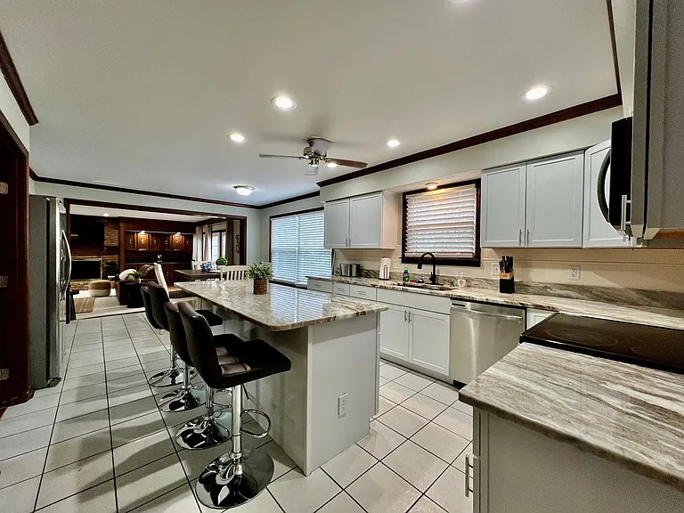 7033 Willowood Dr — Photo 23