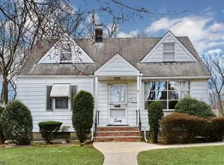 40 Sherman Ave, Hawthorne, NJ 07506