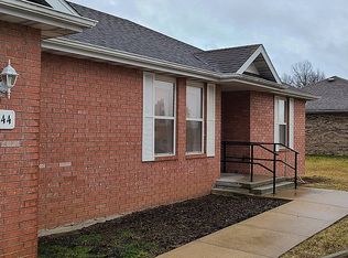 144 N Prairie Ln, Marshfield, MO 65706
