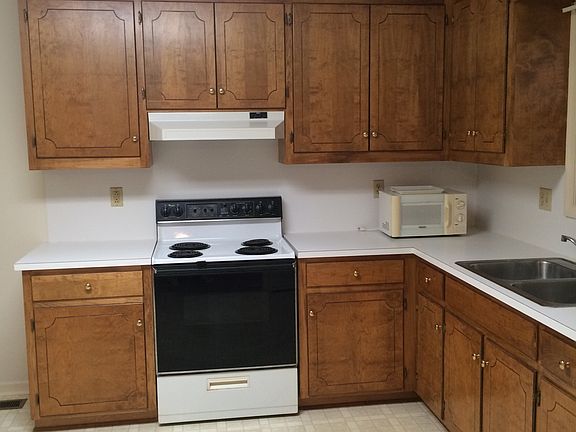 4th image of 19207 Southampton Pkwy