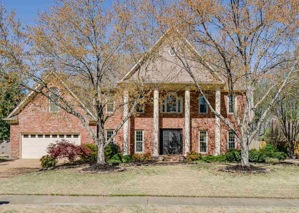 1st image of 1317 Creek Valley Dr
