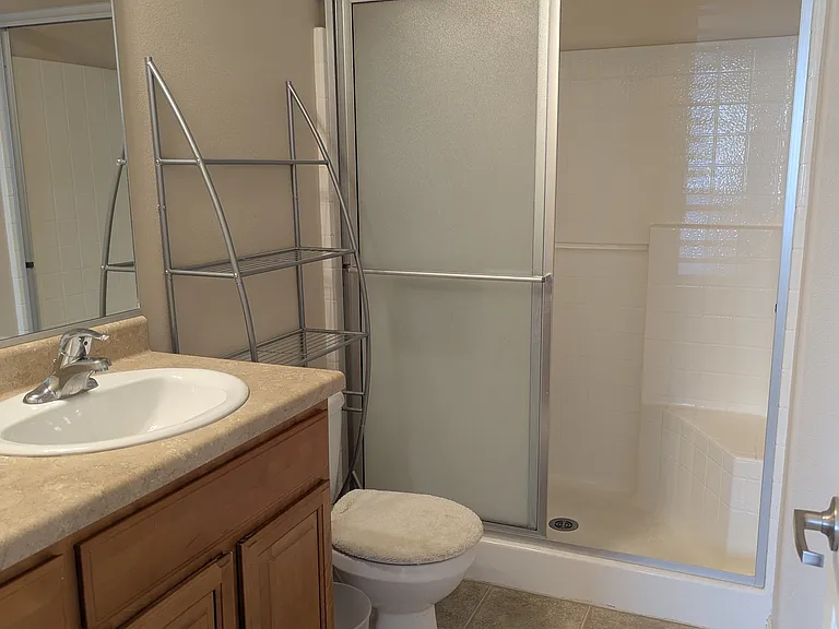 95 Shade Tree Ln #A — Photo 16