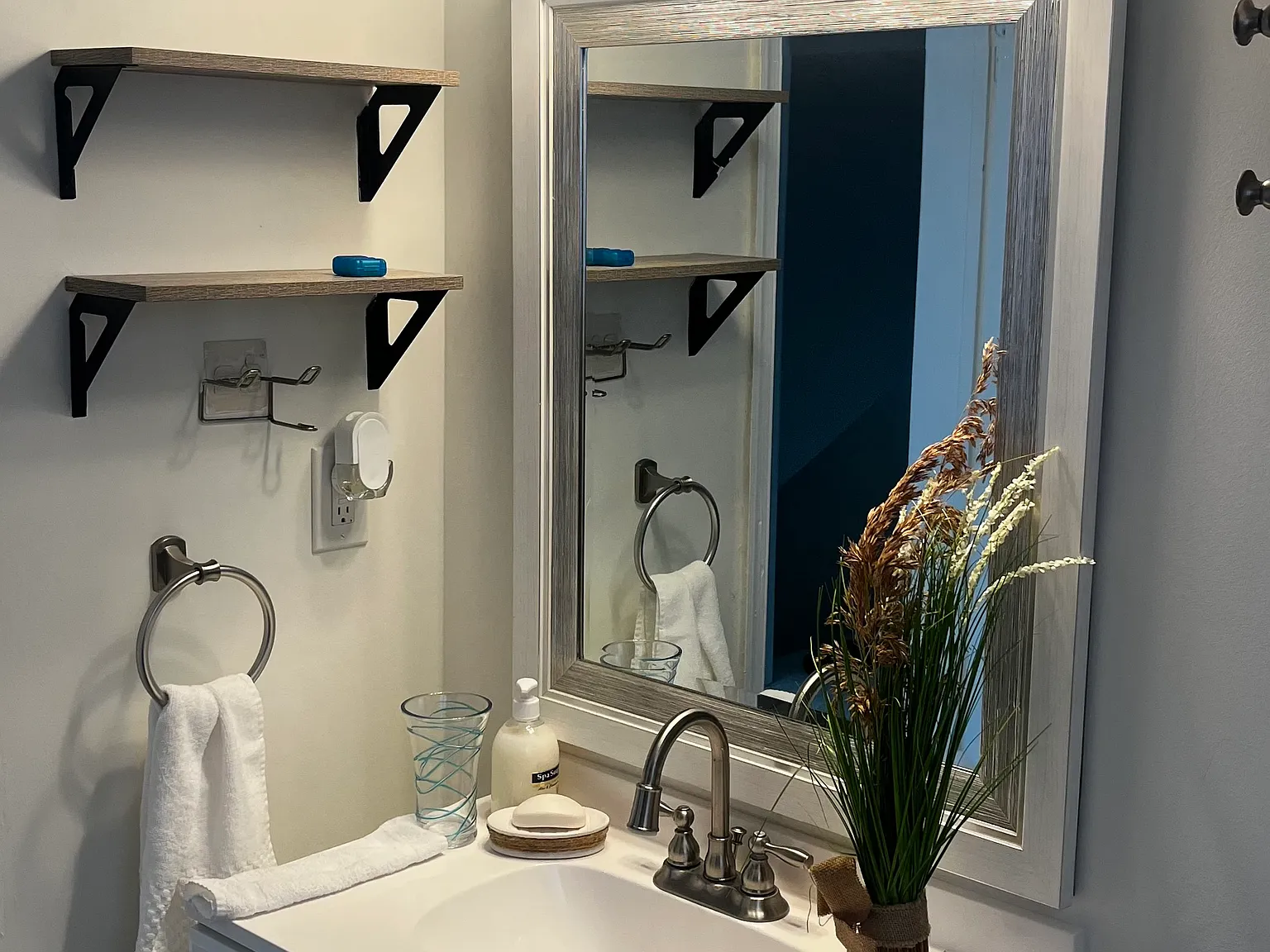 2 bed, 1262 sqft, $2,000 — Photo 3