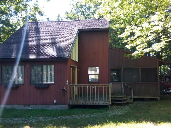205 Suter Dr, Bushkill, PA 18324