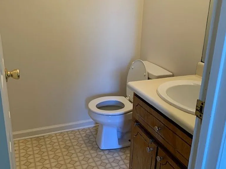 1438 Green St — Photo 14