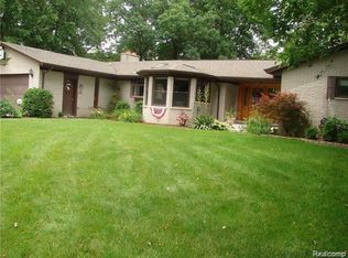 8371 S Huron River Dr, Ypsilanti, MI 48197