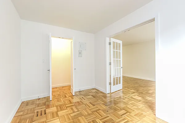 Rented by Goldfarb Properties | media 9