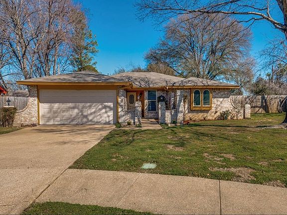 2nd image of 2303 Hazelwood Ct