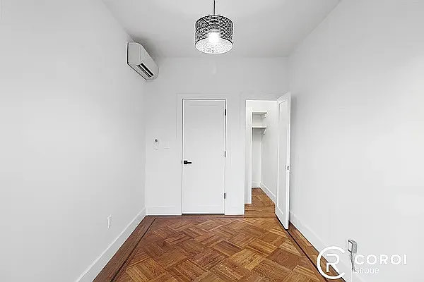 Rented by Coroi Corp | media 17