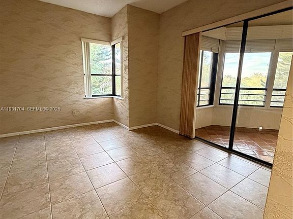 4th image of 7460 La Paz Blvd APT 310