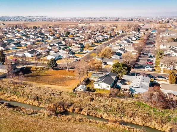 4119 Ashton Ave, Caldwell, ID 83607