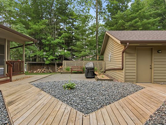 5th image of 10026N Harnden Road