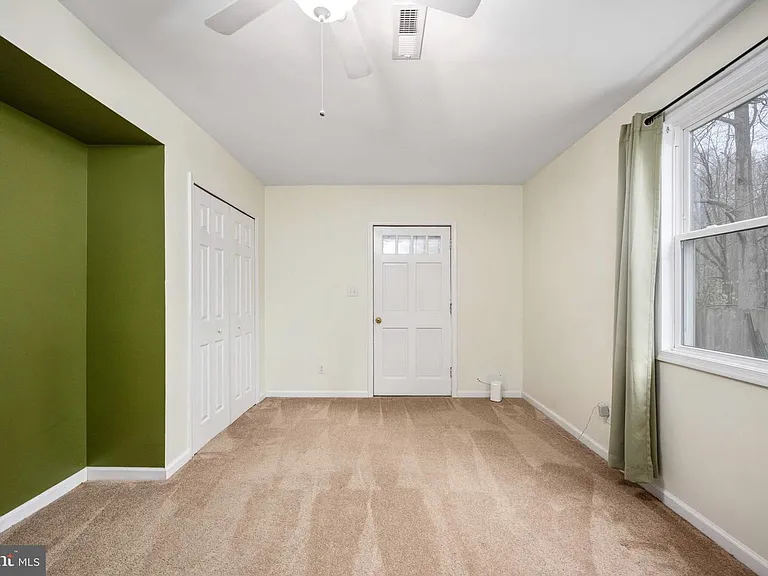 1705 Sherwood Dr — Photo 30