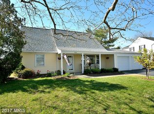 4118 Point Hollow Ln, Fairfax, VA 22033