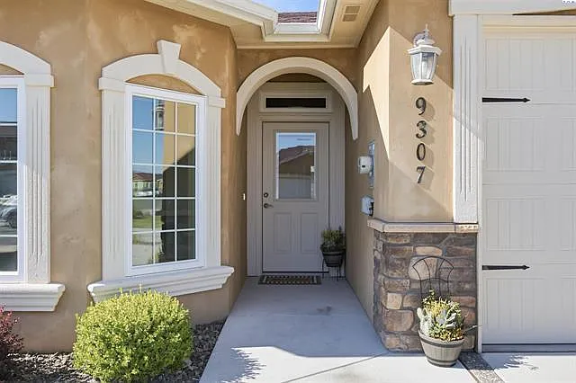 3 bed, 1787 sqft, $2,295 — Photo 2