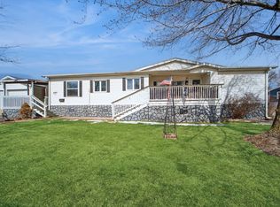 4260 Berwick Dr, Des Moines, IA 50320