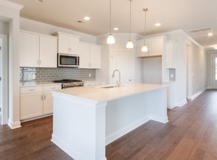 216 Shortmarsh St, Summerville, SC 29486