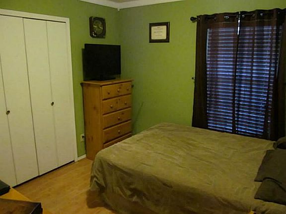 4th image of 8947 Belrose Pl