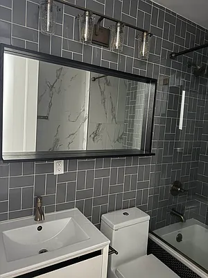 Rented by Delmark Realty LLC | media 52