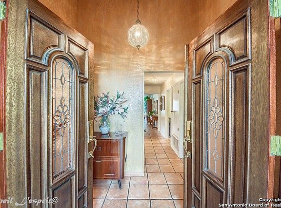 3rd image of 6943 Forest Park St