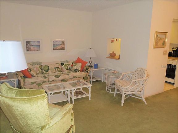 3rd image of 10 Quails Run Blvd #10202