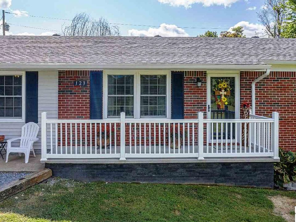1st image of 123 Durbin St