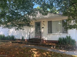 887 McKinley Ave, Bedford, OH 44146