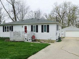 5946 Superior St, Lansing, MI 48911