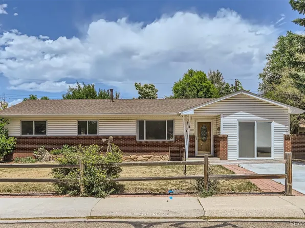18 Empson Drive, Longmont, CO 80504