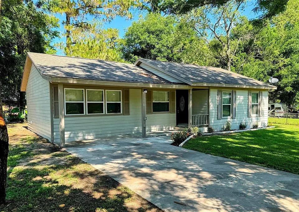 810 NW 59th Ct