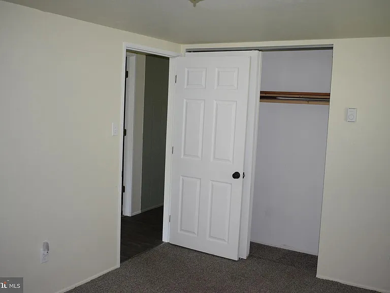 2101 Hill Rd #1 — Photo 24