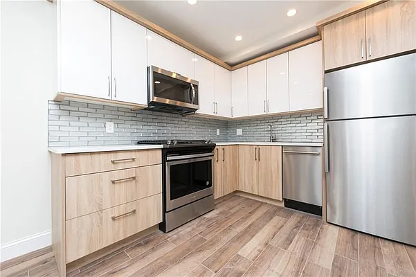 Rented by Remax Real Estate Professionals | media 23