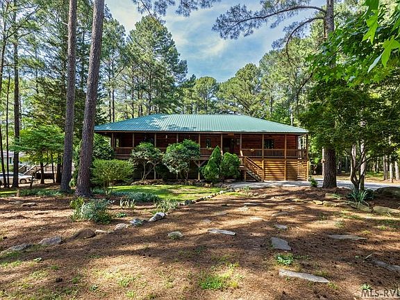 2nd image of 109 E Lizard Bay Dr