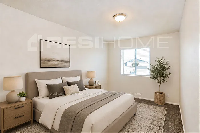 47 E Indigo St — Photo 8