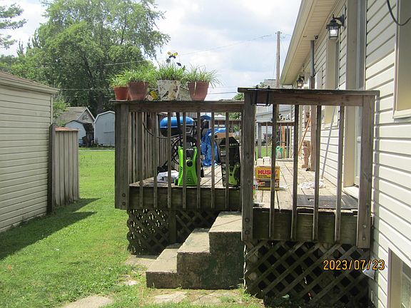 4th image of 1545 Garling Ave