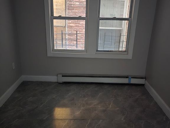 4th image of 139 3rd St APT 1