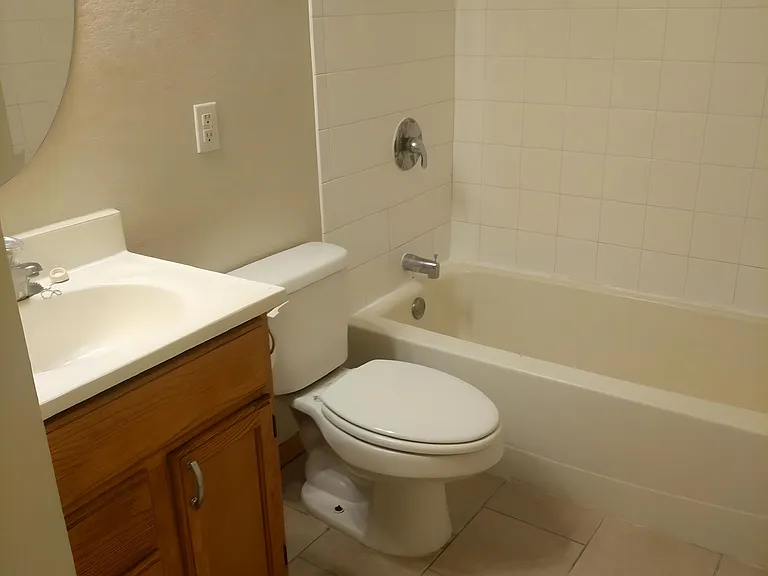 Twin Pines Apartments — Photo 44
