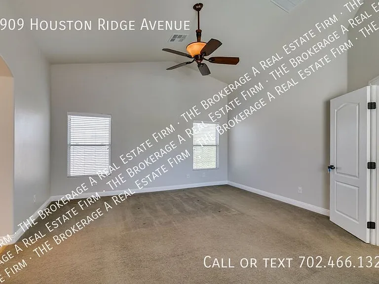 8909 Houston Ridge Ave — Photo 36