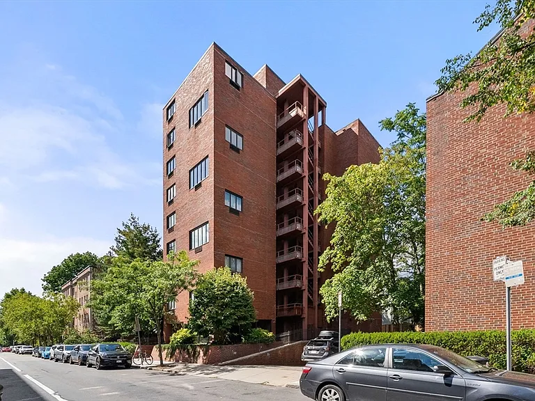 19 Chauncy St #4B — Photo 26