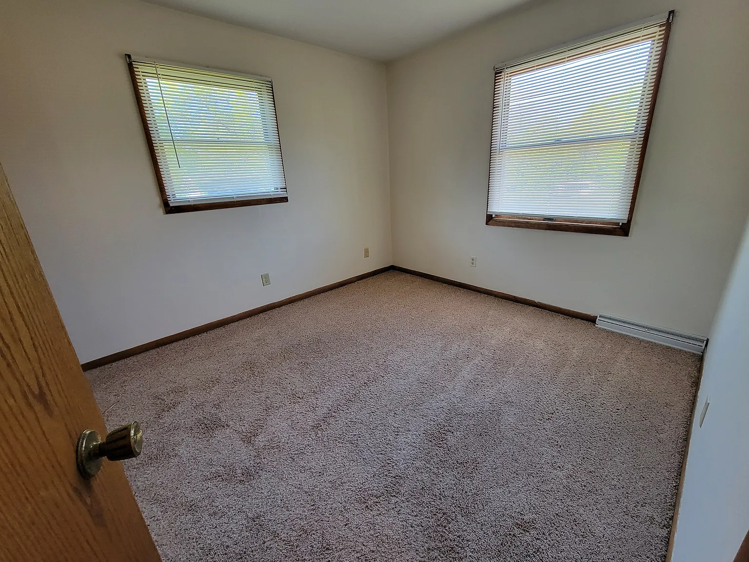 2 bed, $1,025 — Photo 4