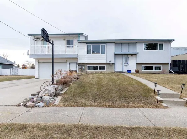 384 N 100th St E, Raymond, AB T0K 2S0