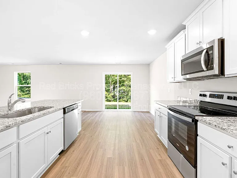 1157 Nia Rd — Photo 8