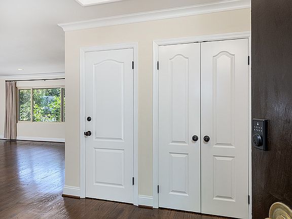 5th image of 850 Chula Vista Ave