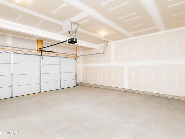 16926 Aiken Ridge Cir — Photo 27