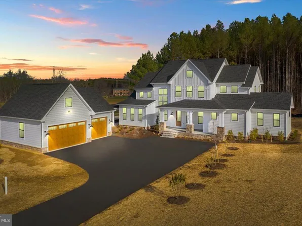 39762 Rivers Edge, Lovettsville, VA 20180