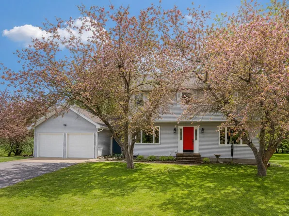 709 Tee Lane Dr, Merrill, WI 54452