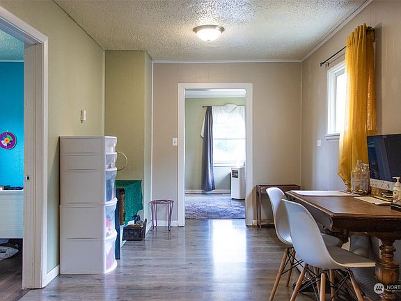 5th image of 11408 Yakima Avenue S