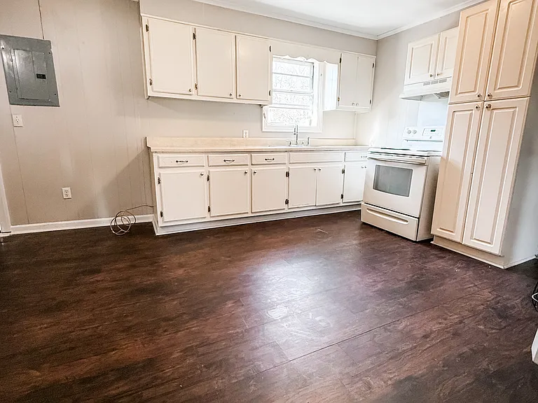 141 Fannie Dr — Photo 5