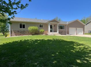 4806 22nd St NE, Willmar, MN 56201